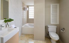 Parkroyal Suites Bangkok